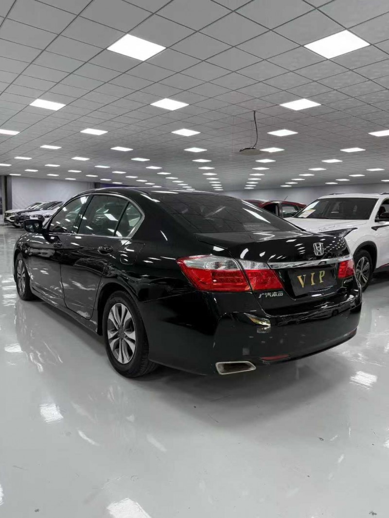 廊坊14年本田雅阁5