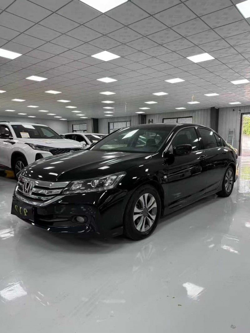 廊坊14年本田雅阁9