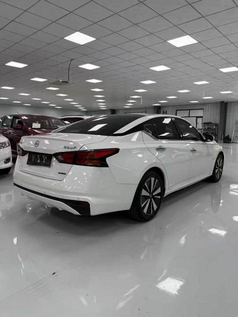 廊坊21年日产天籁4