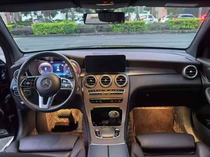 厦门23年奔驰GLC5