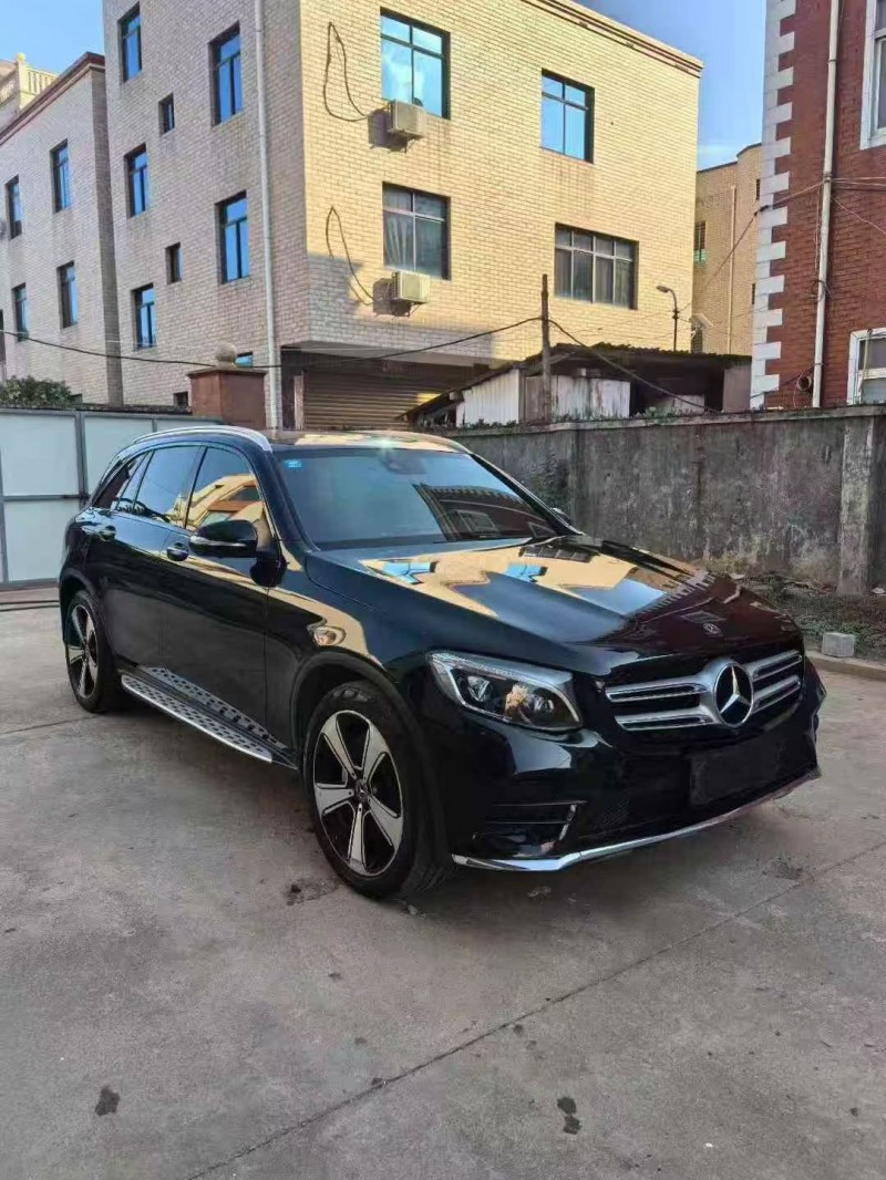 福州19年奔驰GLC2