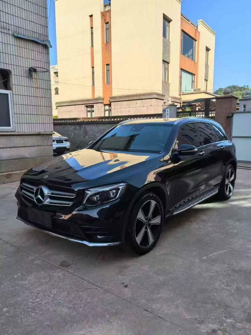 福州19年奔驰GLC3