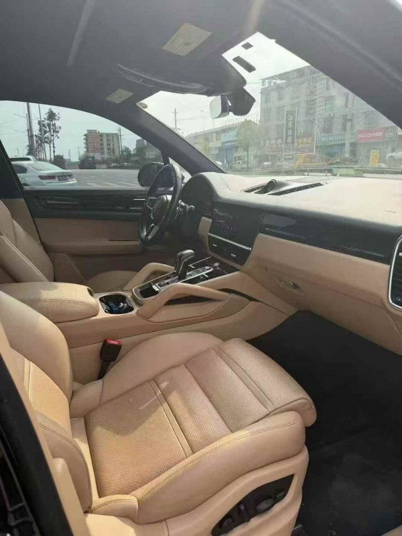 岳阳22年保时捷Macan5