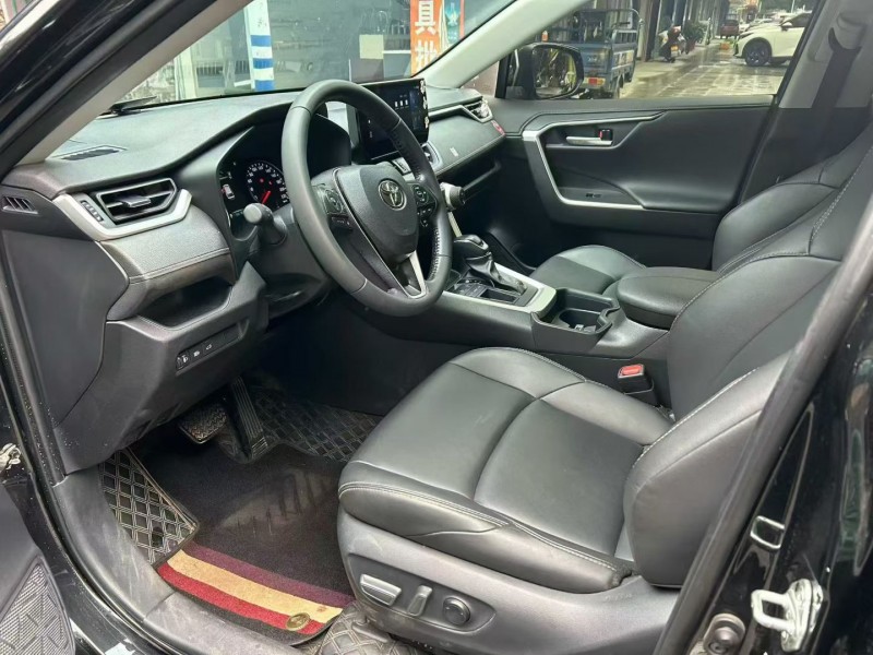 株洲24年丰田威兰达3