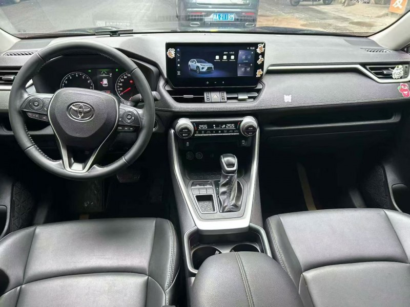 株洲24年丰田威兰达4