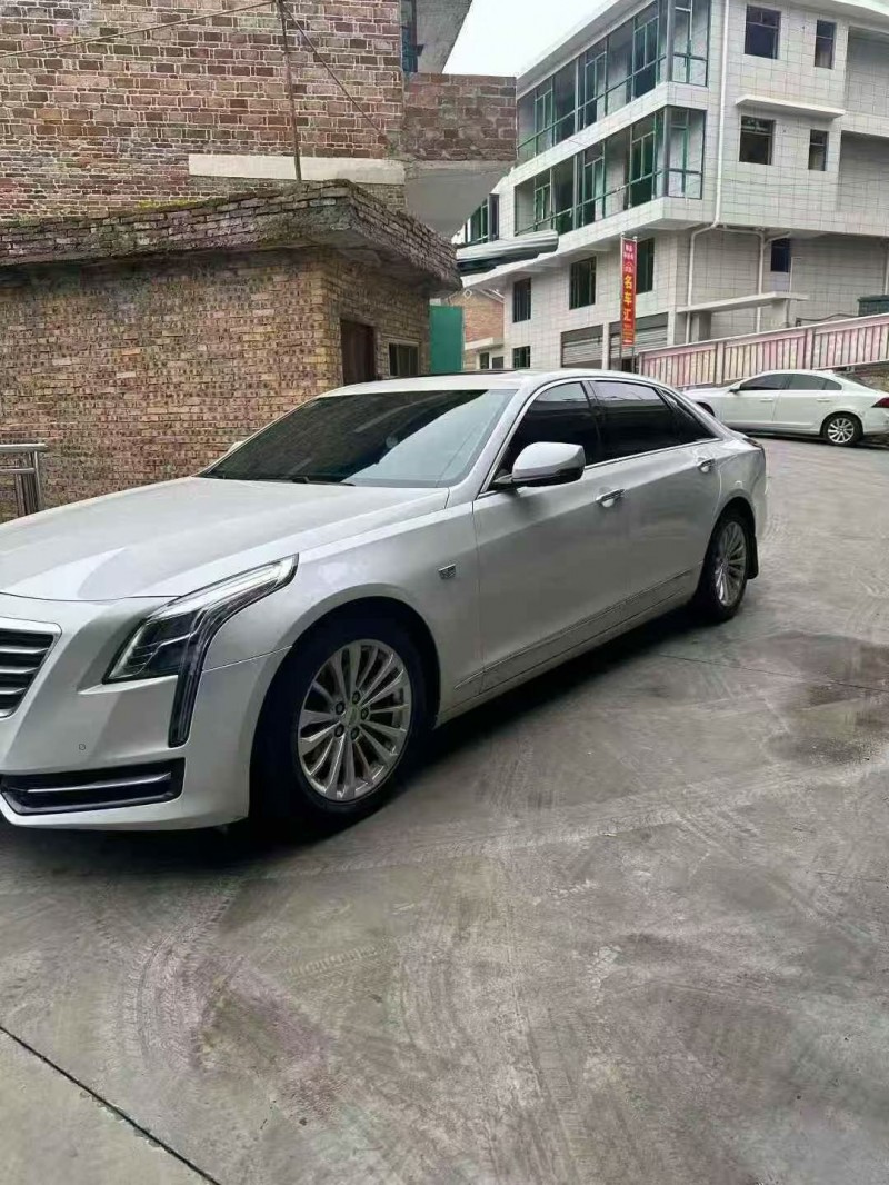 衡阳18年凯迪拉克CT62