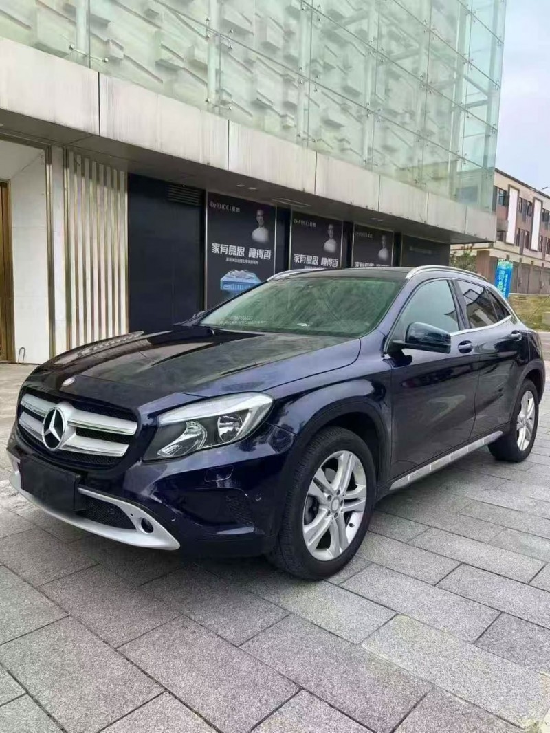 衡阳15年奔驰GLA2