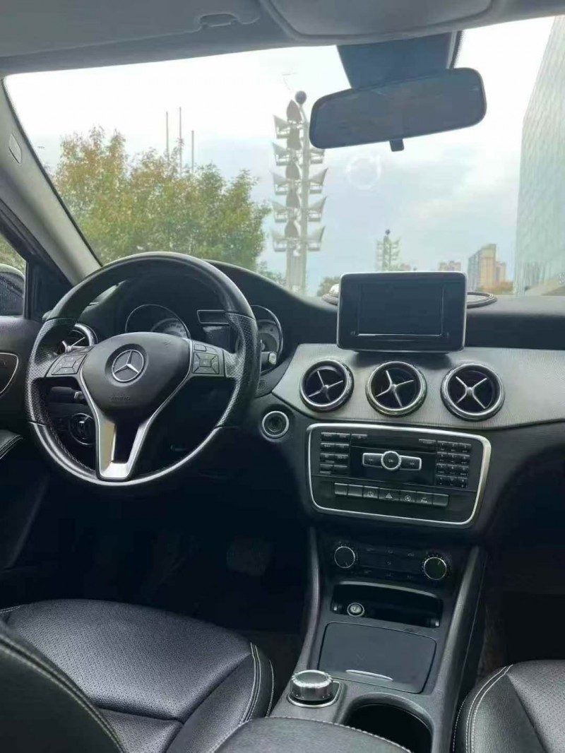 衡阳15年奔驰GLA5