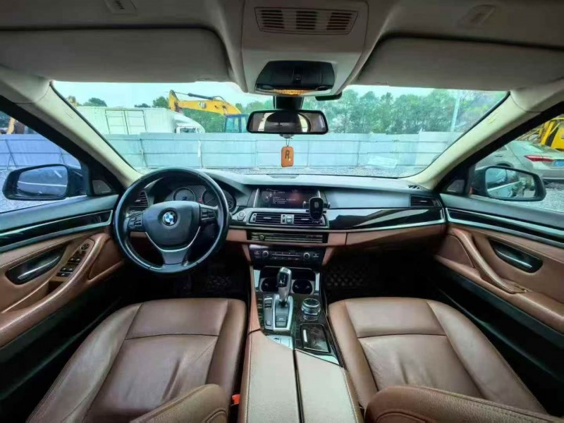 岳阳17年宝马5系9