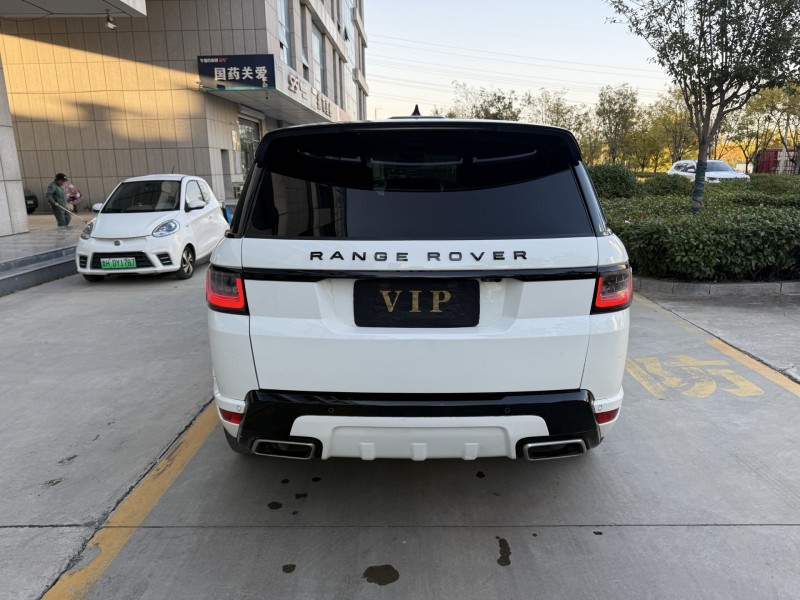 济宁19年路虎揽胜运动9