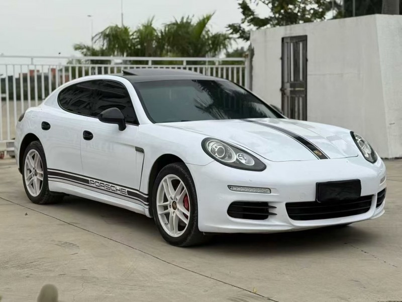 广州16年保时捷帕拉梅拉2