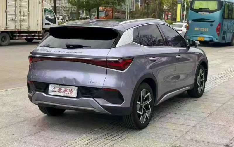 佛山23年比亚迪元7