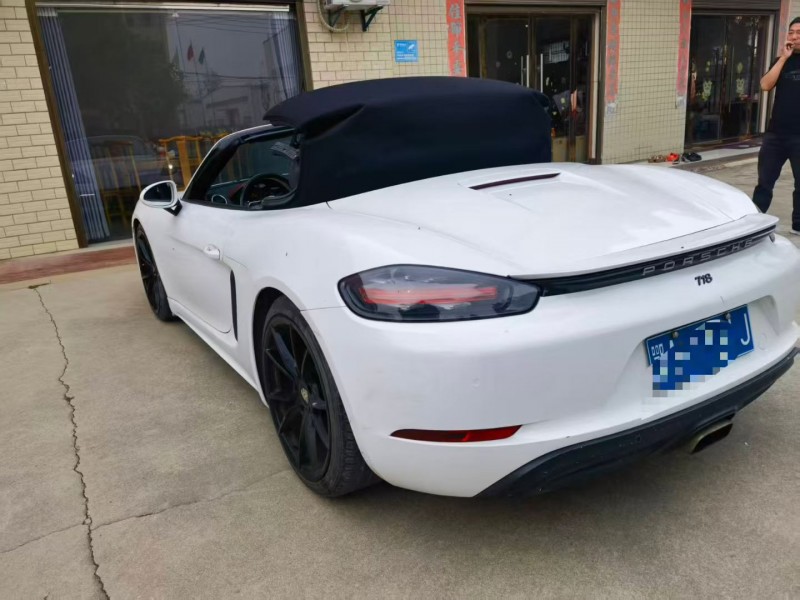 东莞17年保时捷7185