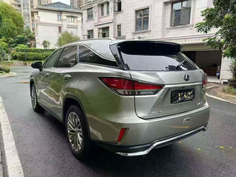 湛江21年雷克萨斯RX8