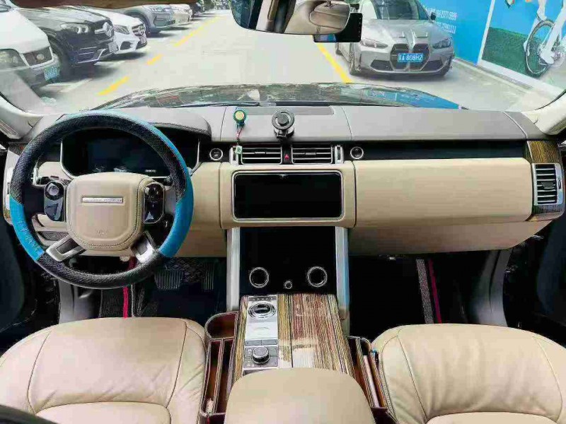 深圳18年路虎揽胜行政4