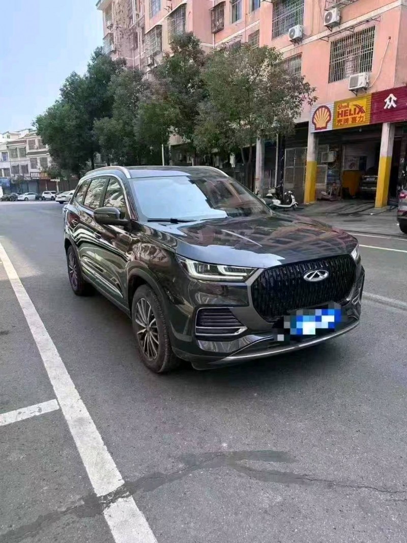 长沙25年奇瑞瑞虎1