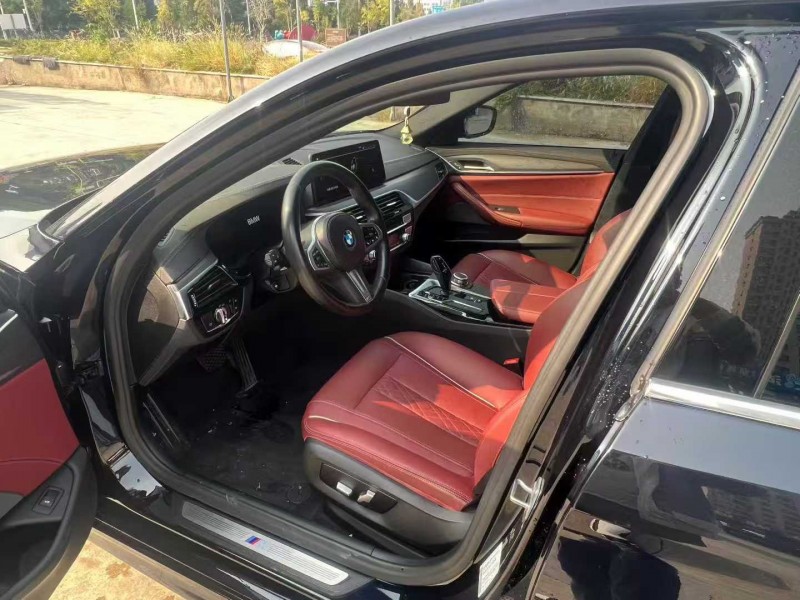 宁波22年宝马5系3