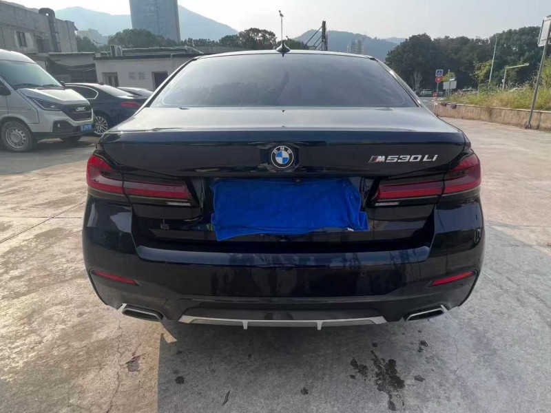 宁波22年宝马5系4