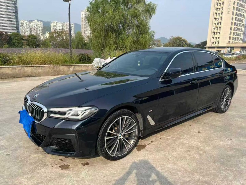 宁波22年宝马5系9