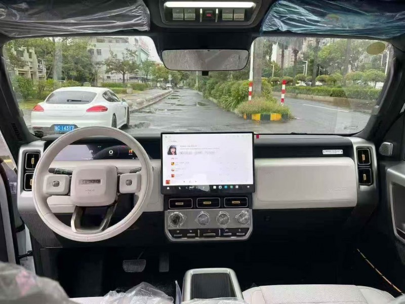 珠海25年奇瑞ICAR4