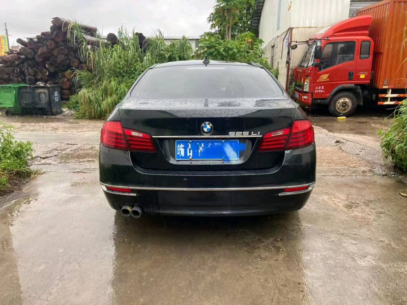 广州16年宝马5系7