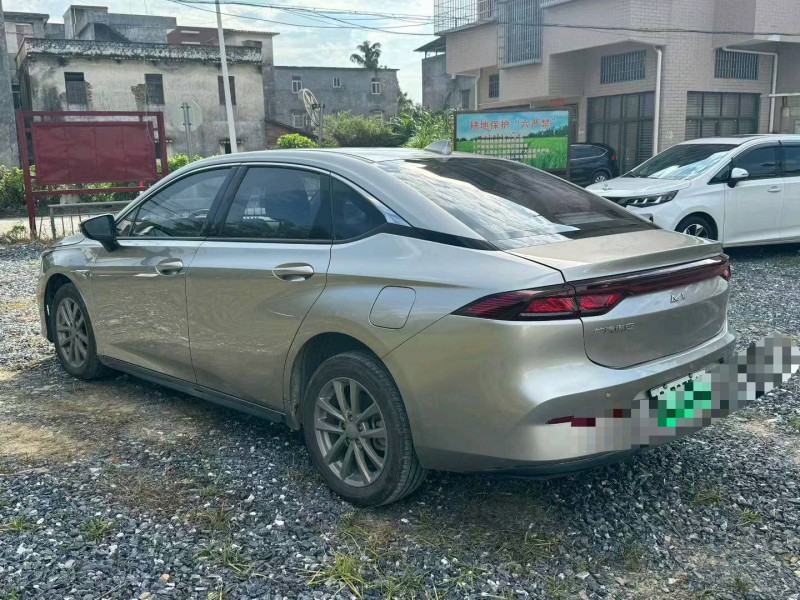 广州24年传祺埃安S8