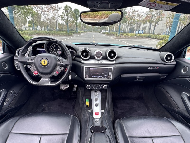 盐城15年法拉利California T5