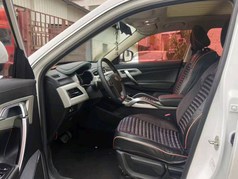 广州19年吉利博越4