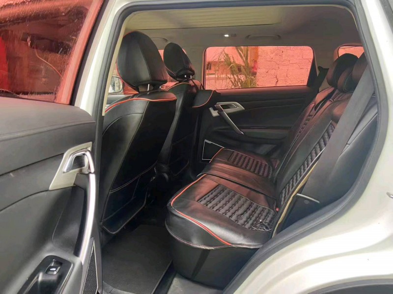 广州19年吉利博越6