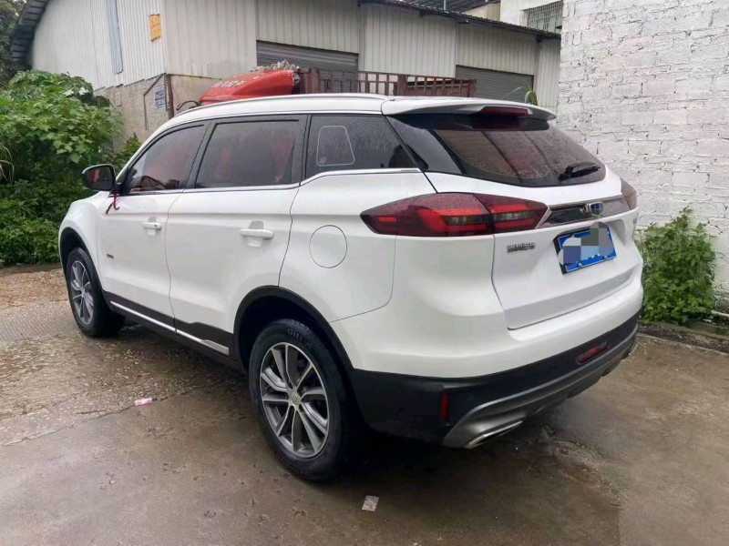 广州19年吉利博越8