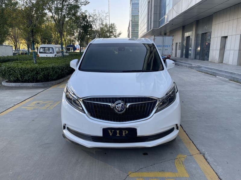 济宁18年别克GL81