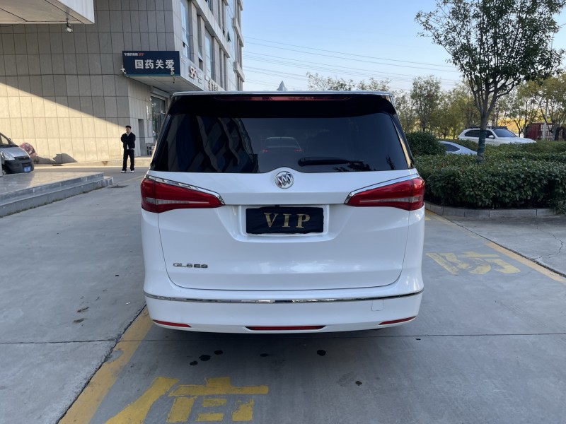 济宁18年别克GL89