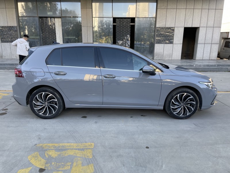 济宁22年大众高尔夫8