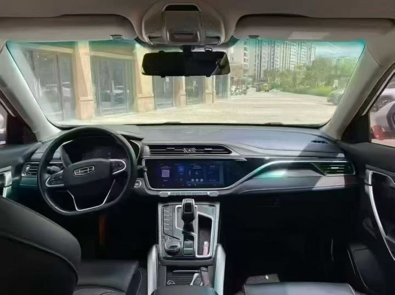 海口20年吉利博越4