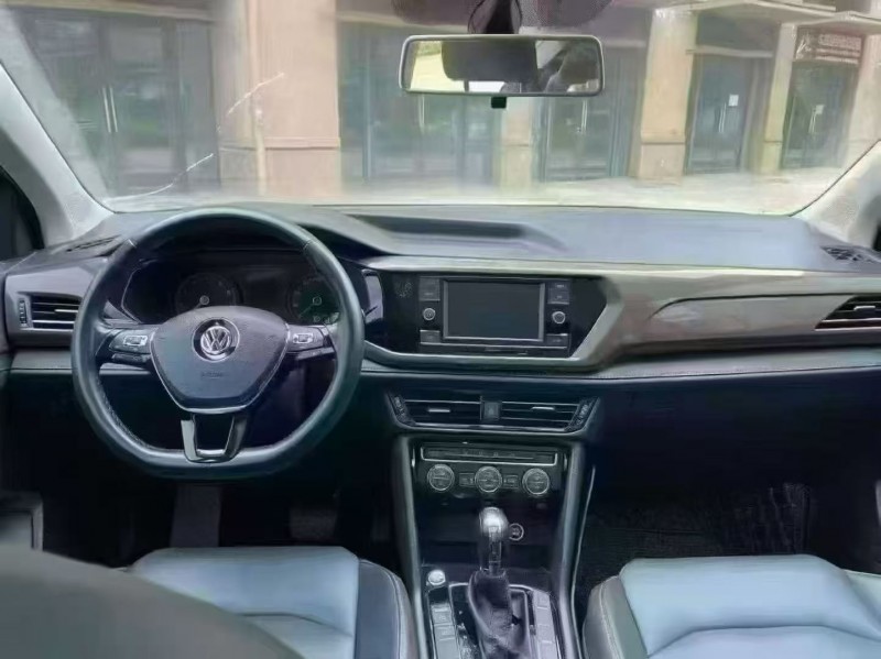 海口19年大众途岳5