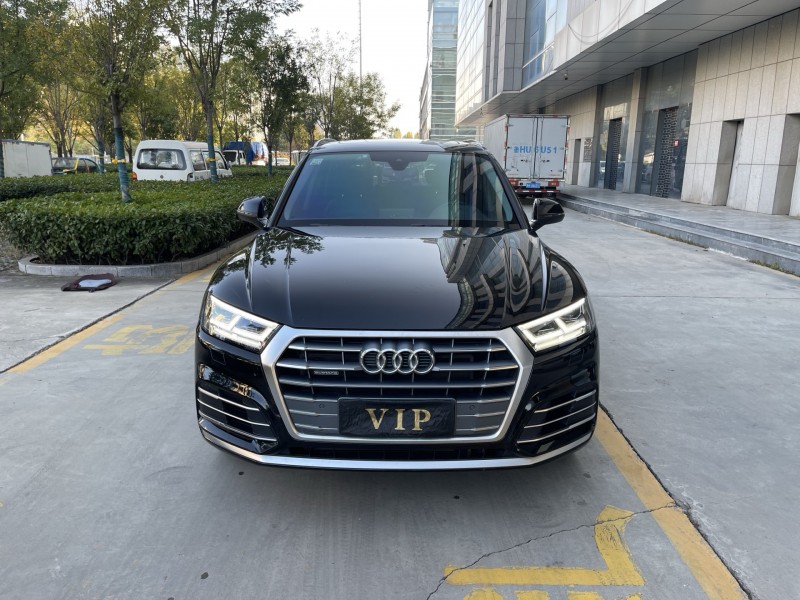 济宁21年奥迪Q51