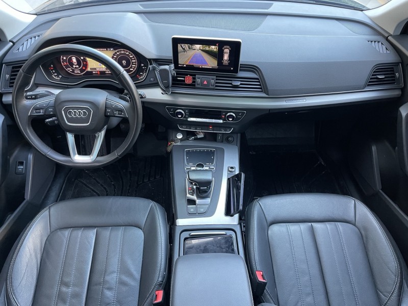 济宁21年奥迪Q54