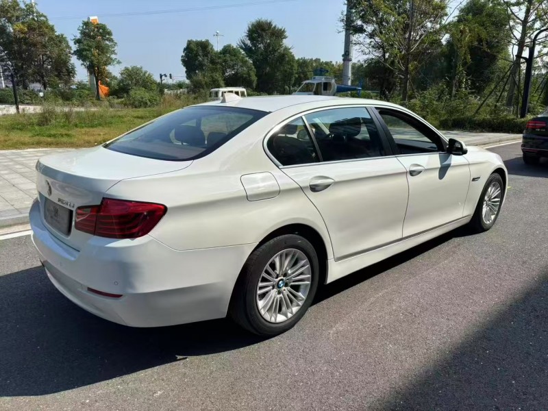 常德16年宝马5系8