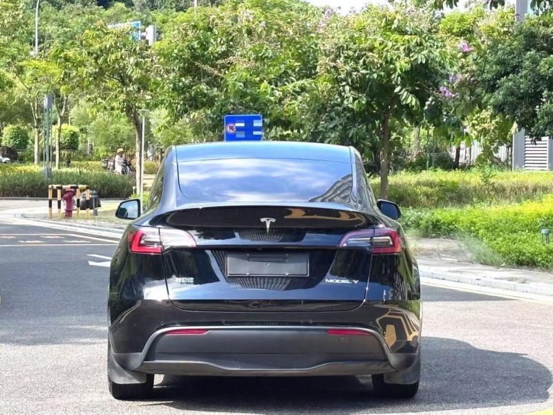 厦门23年特斯拉MODEL Y9