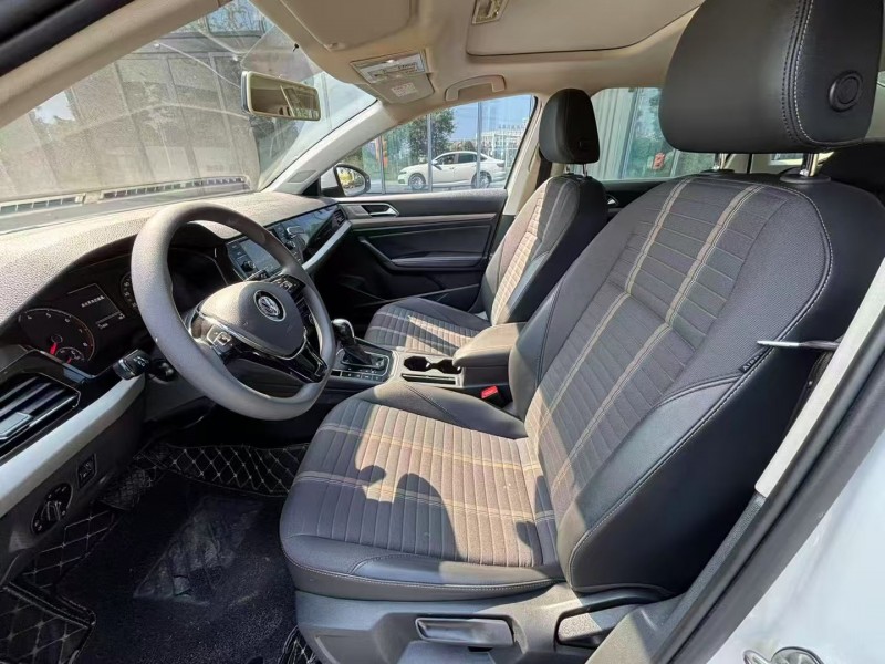 常德20年大众朗逸4