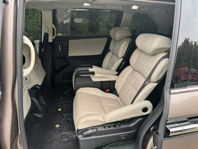 滨州22年本田艾力绅8