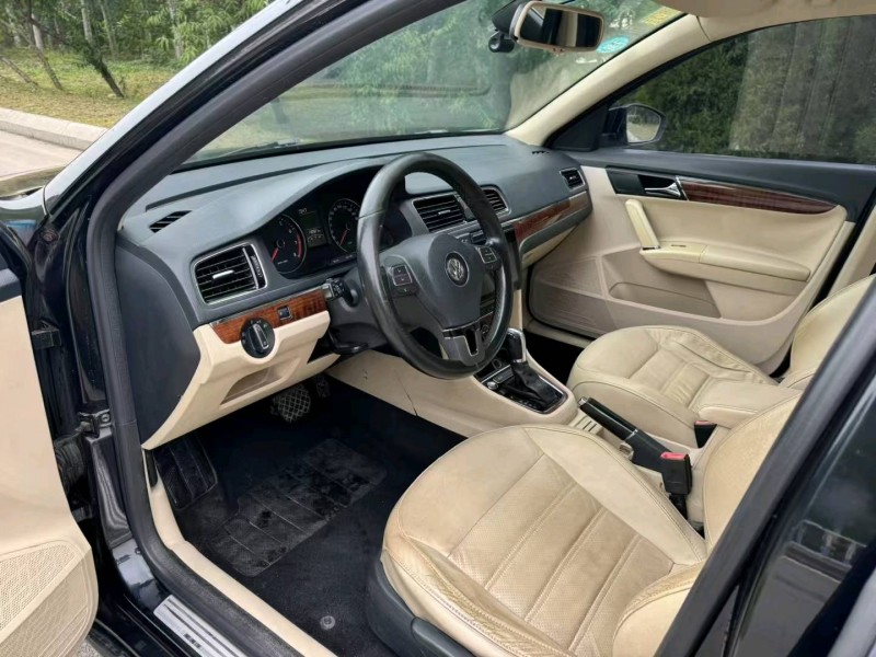 滨州14年大众朗逸8