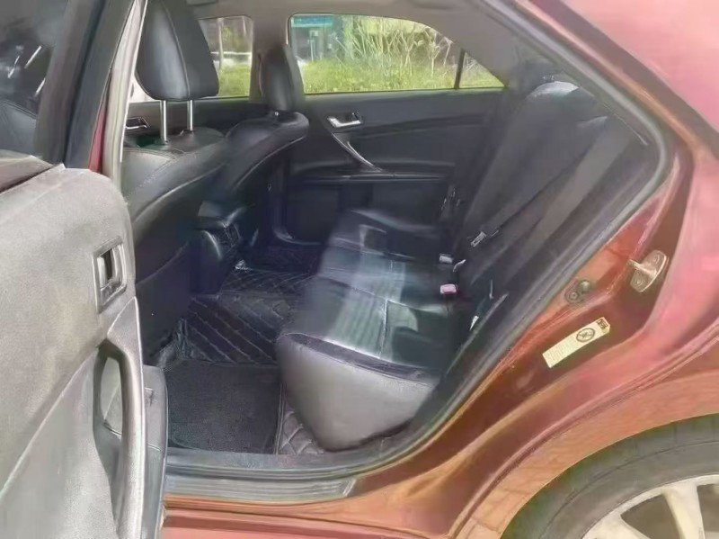 海口12年丰田锐志6