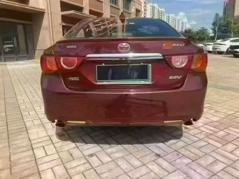 海口12年丰田锐志9