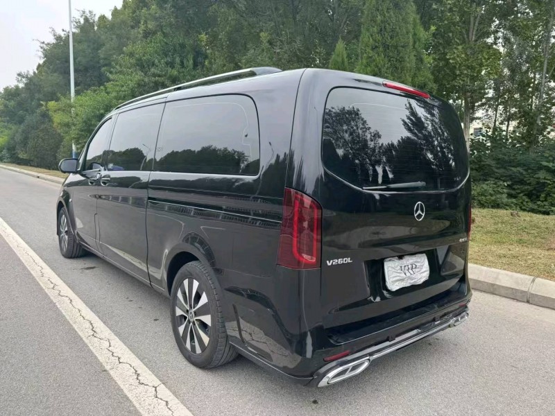 滨州18年奔驰威霆6