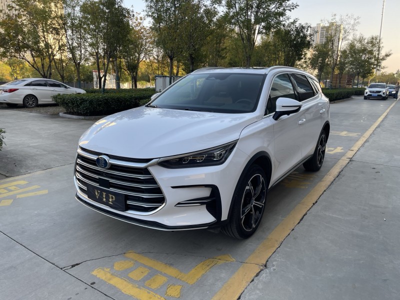 济宁21年比亚迪唐2