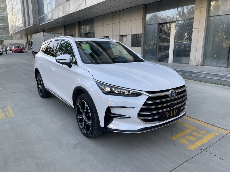 济宁21年比亚迪唐3