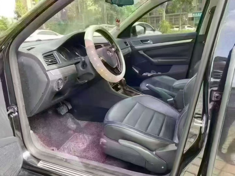 海口18年大众朗逸4