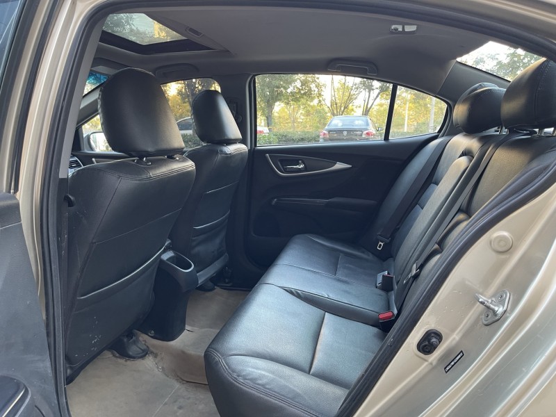 济宁16年本田凌派6