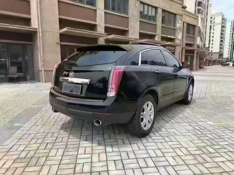 海口13年凯迪拉克SRX8